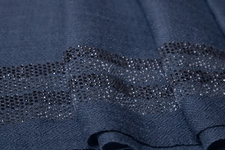 VIC-CFW-PB7030-70200-CGY (4).webp