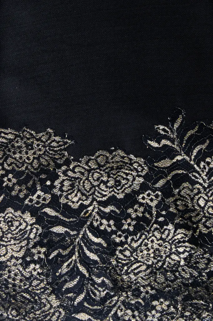 VIC-CSMR-BLK-70200 (5).webp