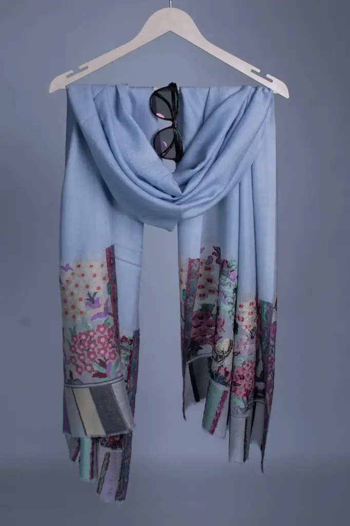 VIC Cashmere Fine Wool Kani Border Stole – 70x200 cm | Product Code: VIC-CFW-KB-70200 | Design No: KB01