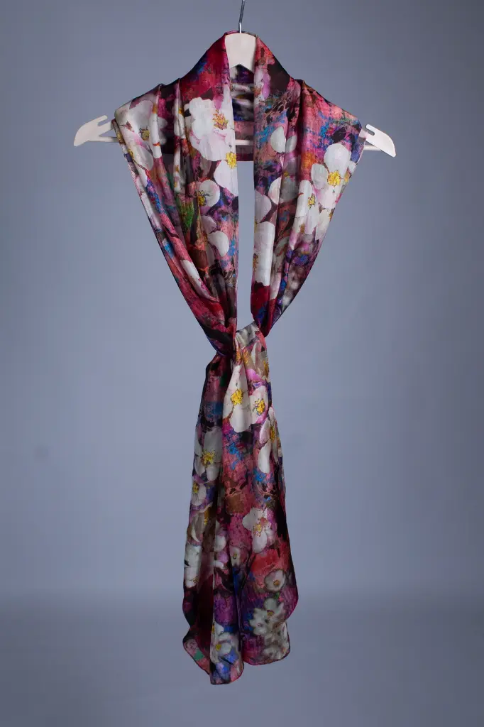 VIC Cashmere Pure Silk Digital Print Scarf – Size 55x170 cm | Luxury Lightweight Scarf | Code: VIC-CPS-DP09-55170