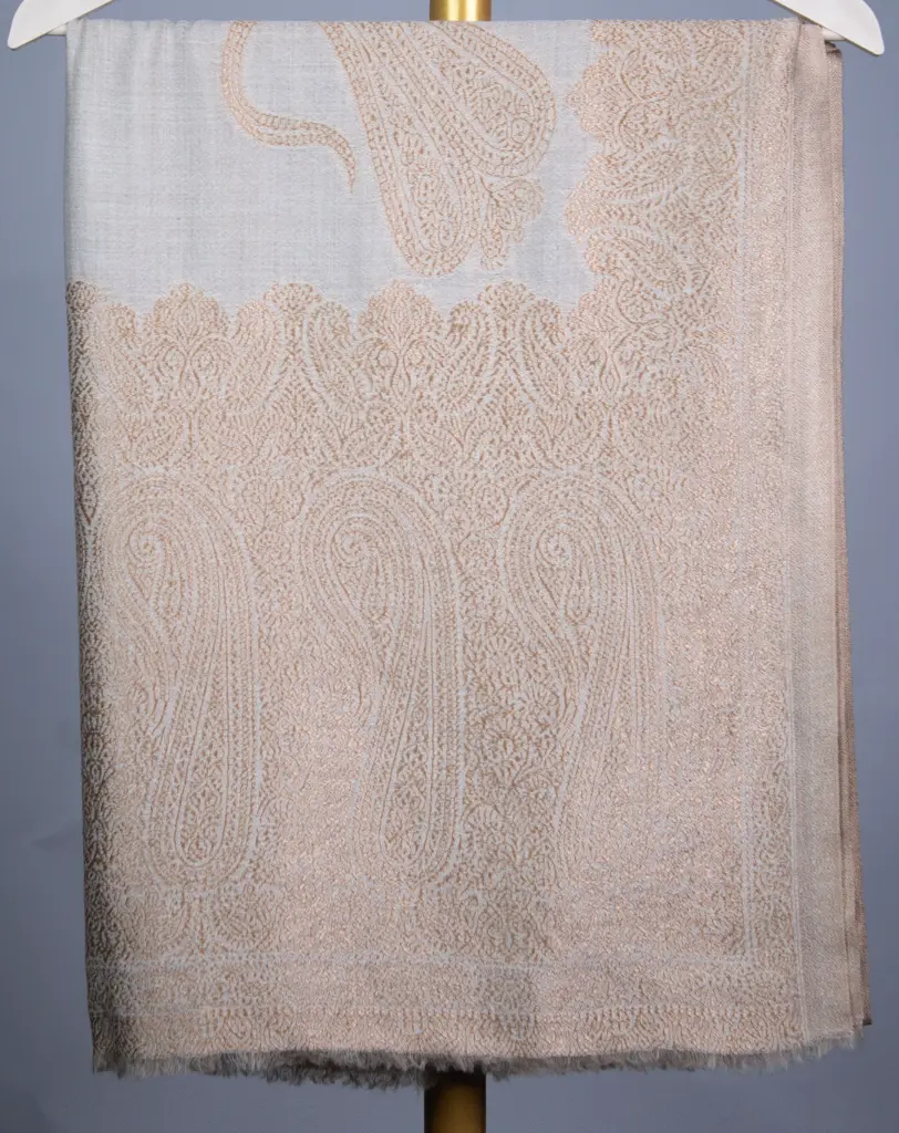 VIC Cashmere Fine Wool Shiny Kunj Border Stole – Elegant Gloss Finish Wrap | Size 70x200cm | Product Code: VIC-CFW-SKB-005