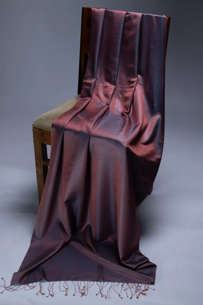 VIC Cashmere Silk Reversible Stole – Dual-Sided Luxury Wrap | Size 70x200cm | Product Code: VIC-CS-RV-007